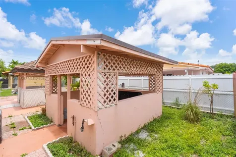 615 SW 62nd Court Miami FL 33144