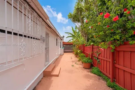 615 SW 62nd Court Miami FL 33144