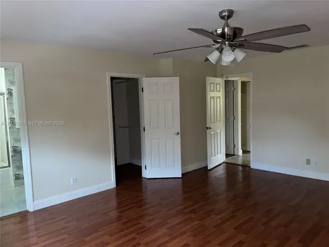 7175 Nova Drive Davie FL 33317