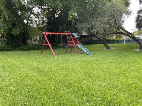 7175 Nova Drive Davie FL 33317