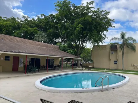 7175 Nova Drive Davie FL 33317