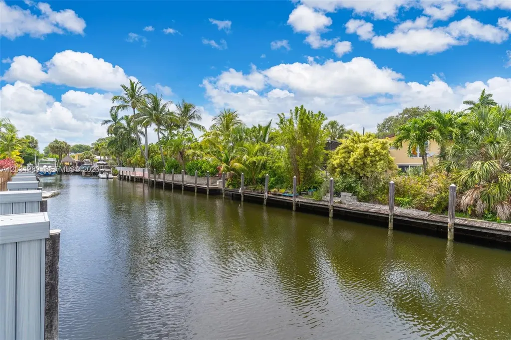 1713 SW 5th Street Fort Lauderdale FL 33312