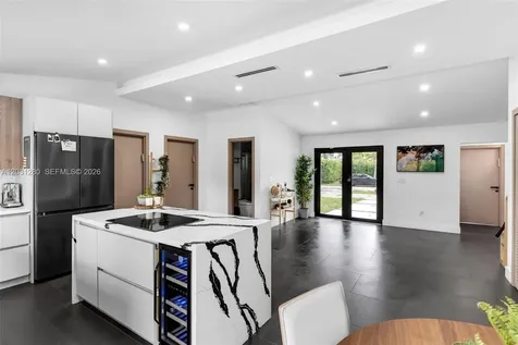 1713 SW 5th Street Fort Lauderdale FL 33312