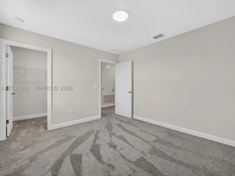 1152 Trappers Trail Loop Davenport FL 33896
