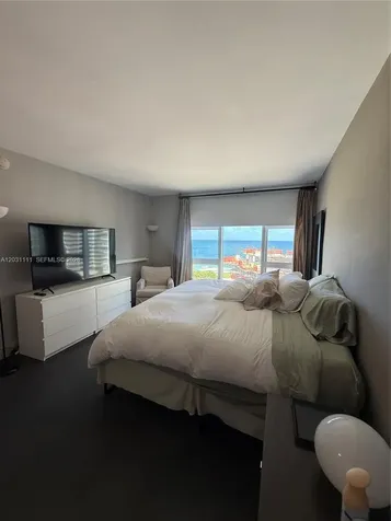 10275 Collins Avenue Bal Harbour FL 33154