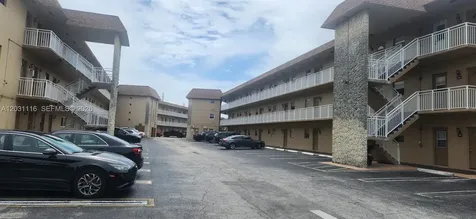 5021 W Oakland Park Boulevard Lauderdale Lakes FL 33313