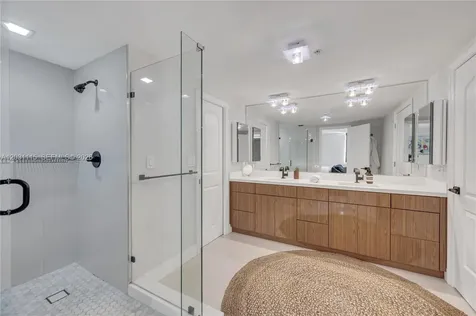 10175 Collins Avenue Bal Harbour FL 33154