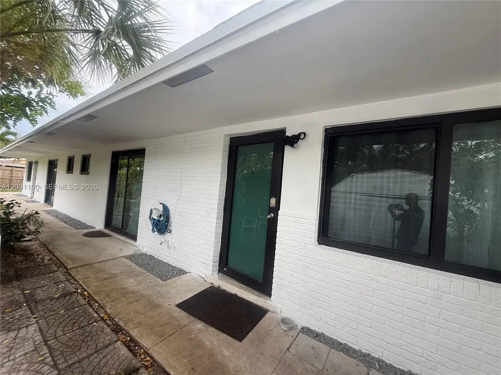 1700 SW 20th Street Fort Lauderdale FL 33315