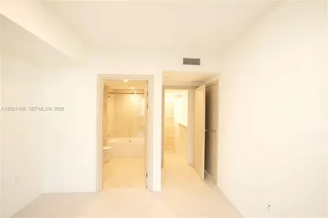 1000 Brickell Plaza Miami FL 33131
