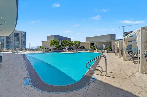 1000 Brickell Plaza Miami FL 33131