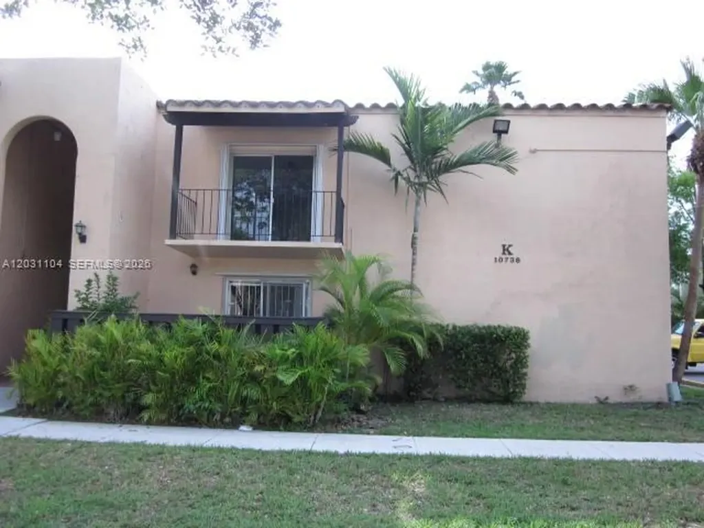 10738 N Kendall Drive Miami FL 33176