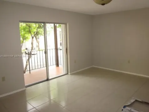 10738 N Kendall Drive Miami FL 33176