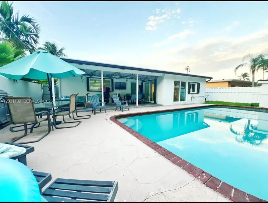 11371 NW 32nd Manor Sunrise FL 33323