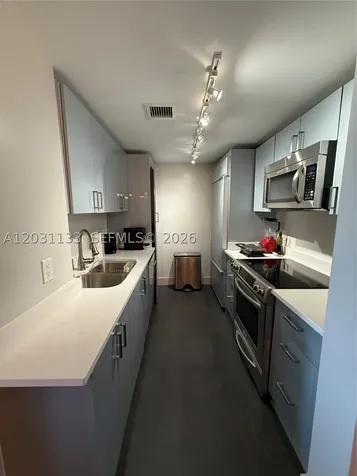 10275 Collins Avenue Bal Harbour FL 33154