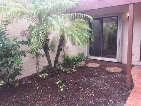 11449 SW 84 Lane Miami FL 33173
