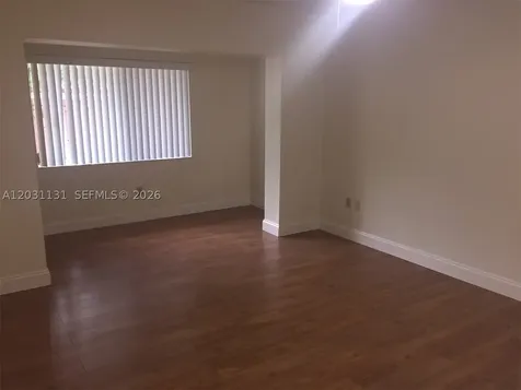 11449 SW 84 Lane Miami FL 33173