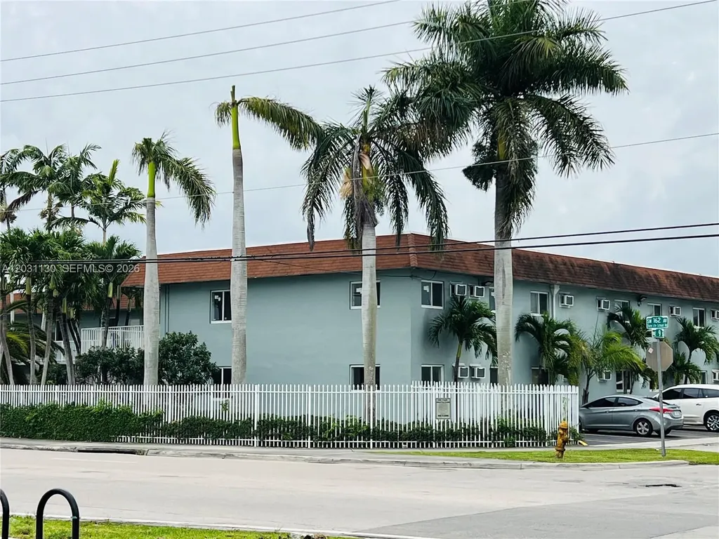 880 NE 18th Avenue Homestead FL 33033