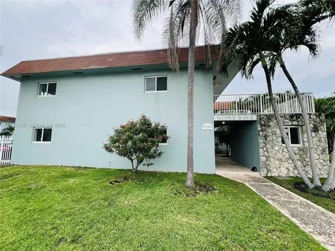880 NE 18th Avenue Homestead FL 33033