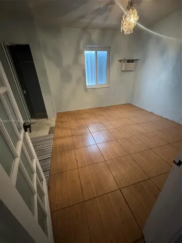 1120 SW 73rd Avenue Miami FL 33144