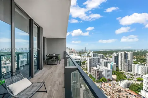 88 SW 7th Street Miami FL 33130