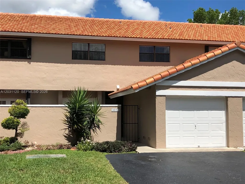 8817 SW 113 Pl Creek W Miami FL 33176