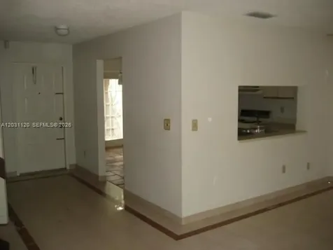 8817 SW 113 Pl Creek W Miami FL 33176