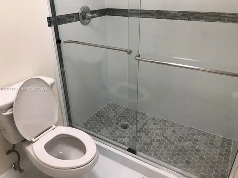 8817 SW 113 Pl Creek W Miami FL 33176