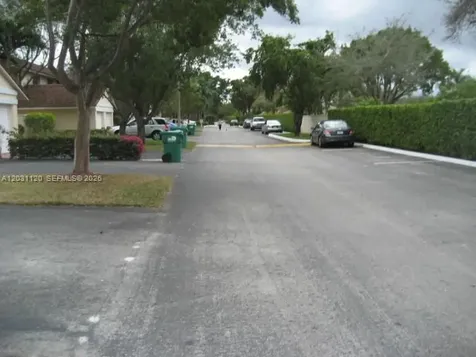 8817 SW 113 Pl Creek W Miami FL 33176