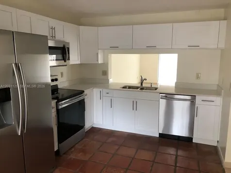 8817 SW 113 Pl Creek W Miami FL 33176