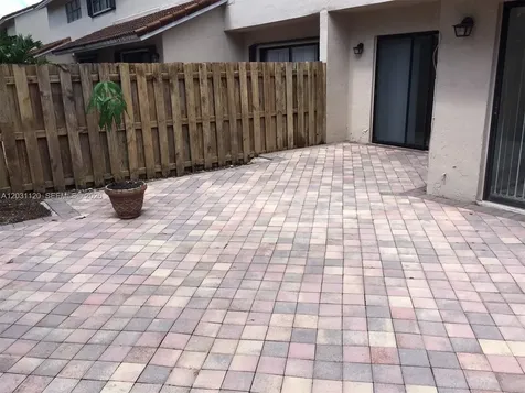 8817 SW 113 Pl Creek W Miami FL 33176