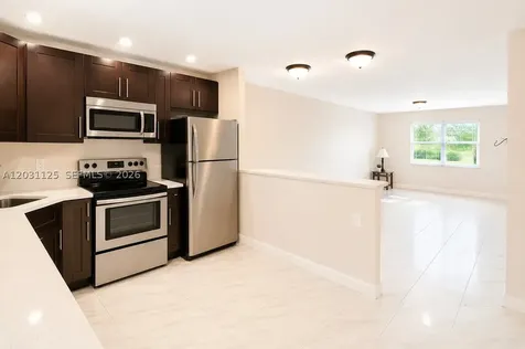 2686 NW 60th Way Sunrise FL 33313