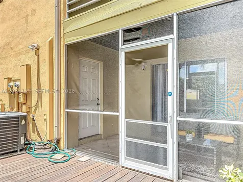 2686 NW 60th Way Sunrise FL 33313