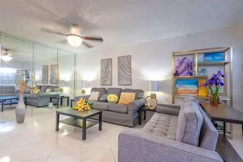 3049 Wolverton C Boca Raton FL 33434