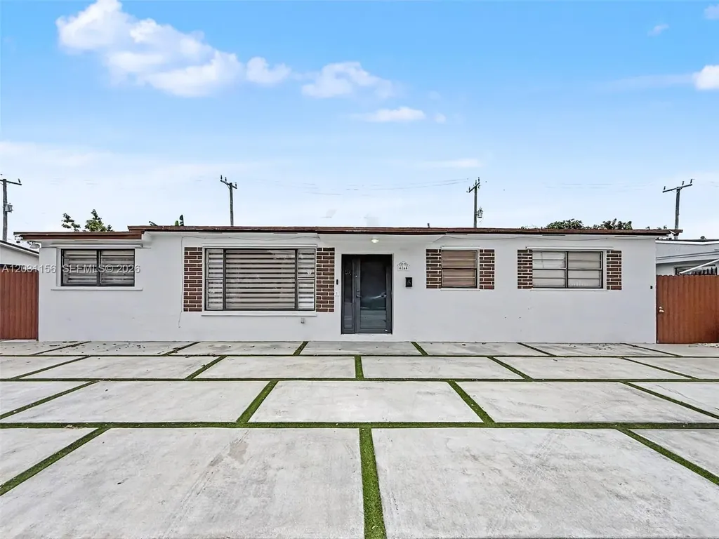 4265 W 8th Avenue Hialeah FL 33012