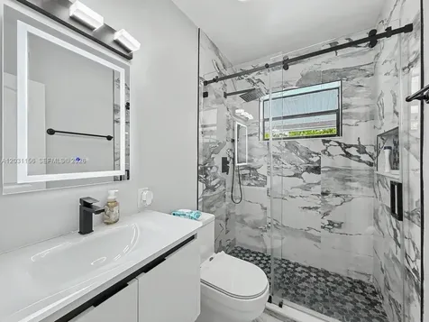 4265 W 8th Avenue Hialeah FL 33012