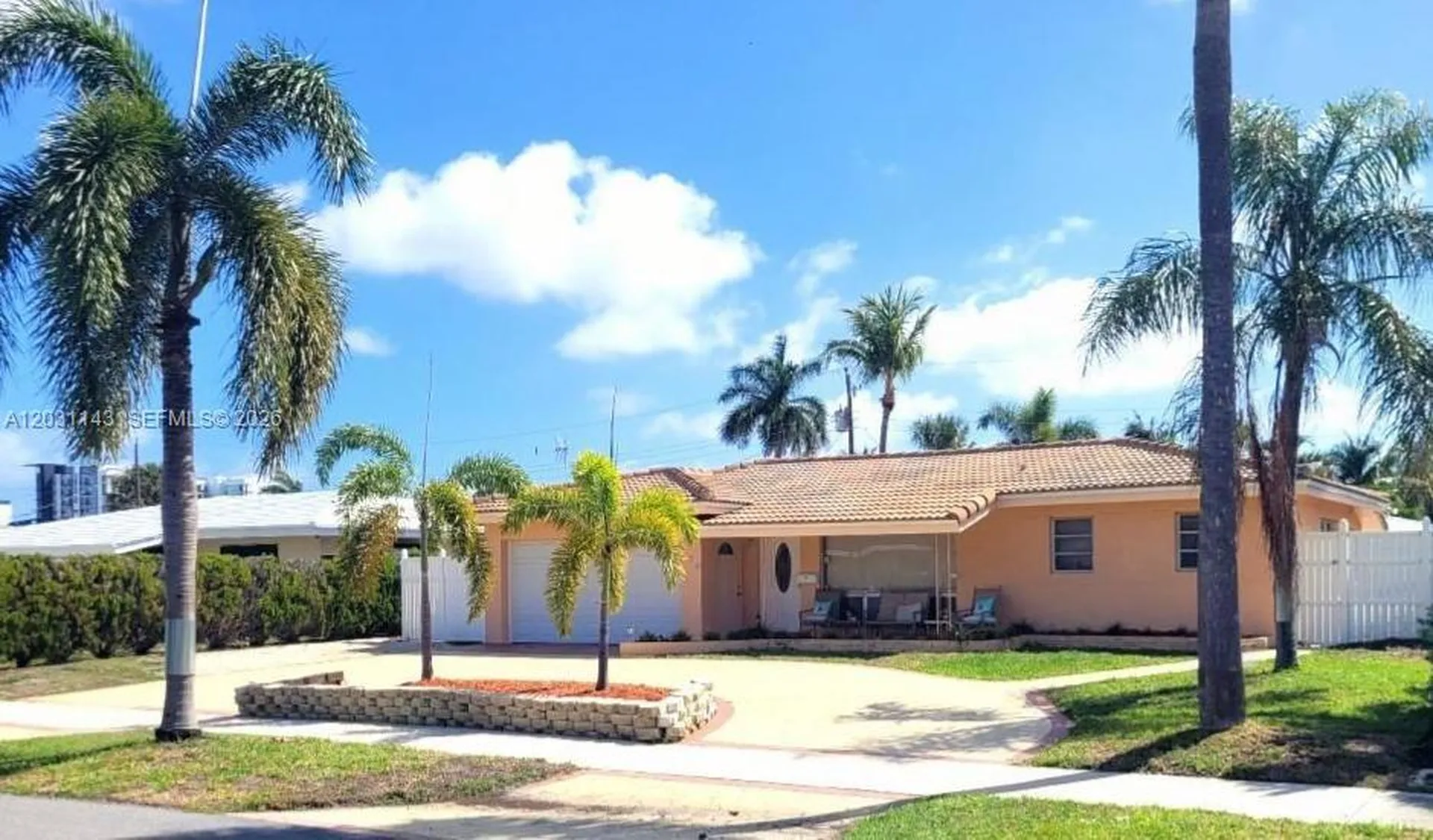 270 SE 1st Terrace Pompano Beach FL 33060