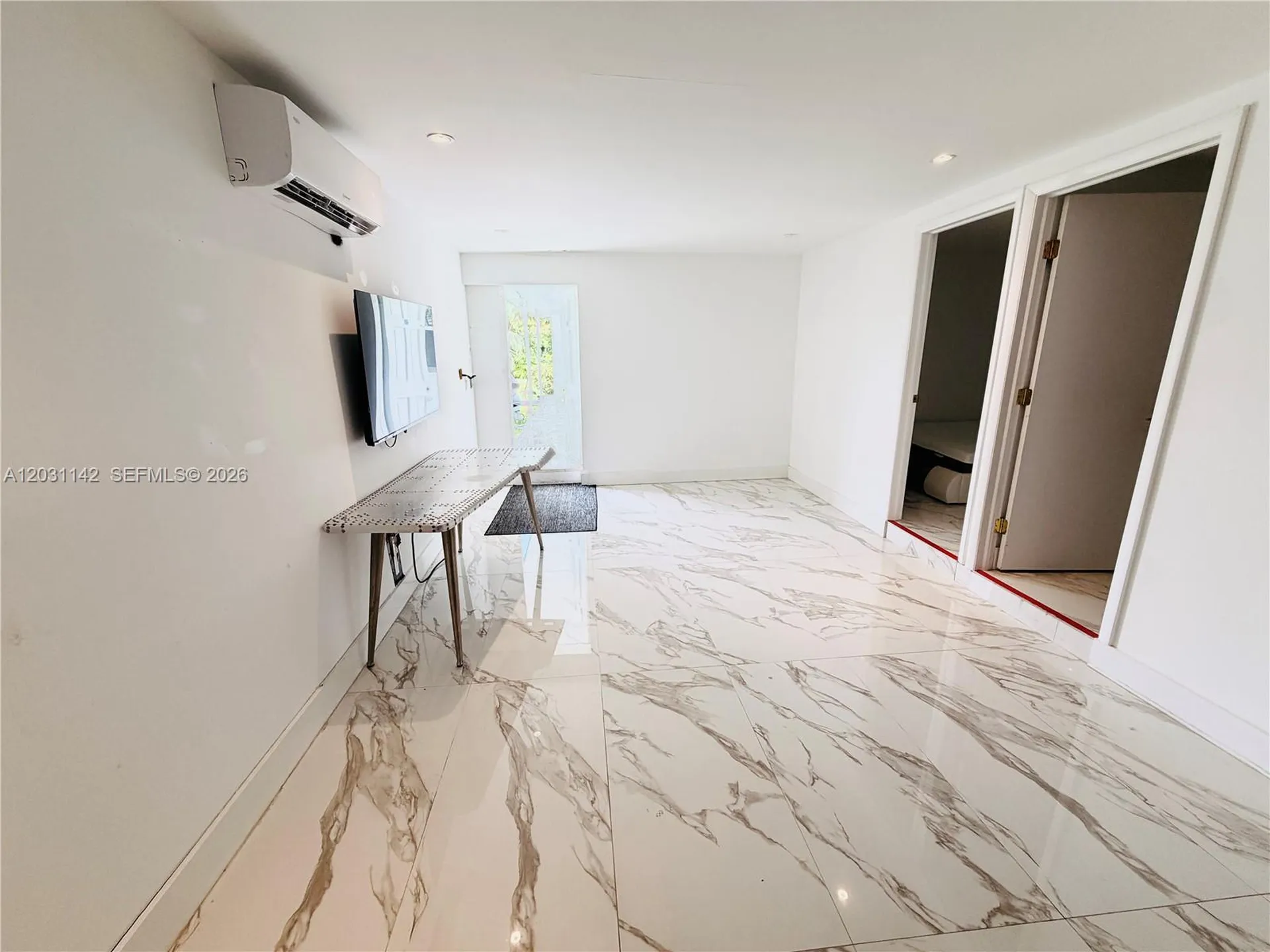 201 Calle Grande Drive Hollywood FL 33021