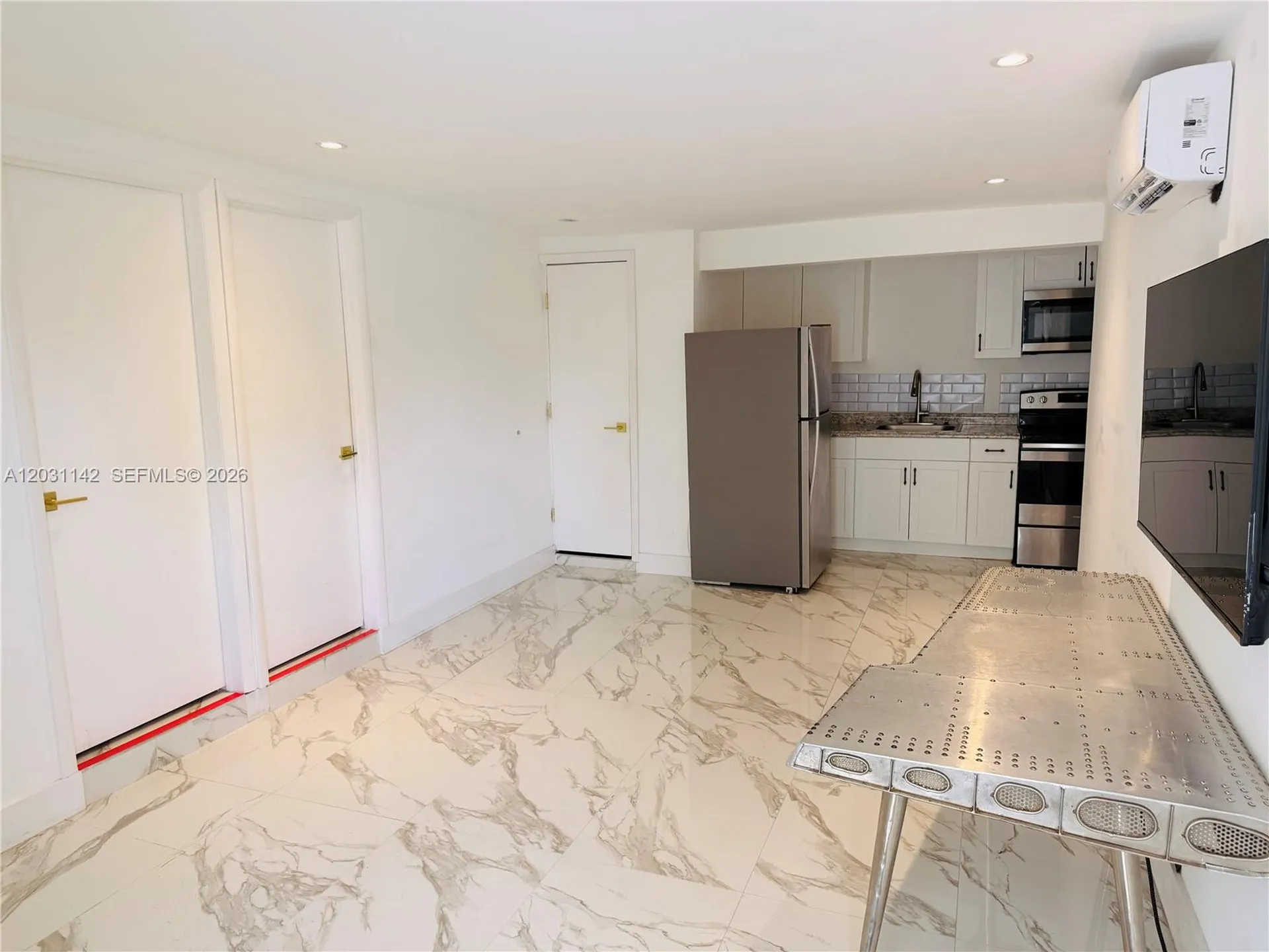 201 Calle Grande Drive Hollywood FL 33021