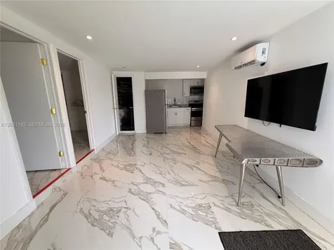 201 Calle Grande Drive Hollywood FL 33021