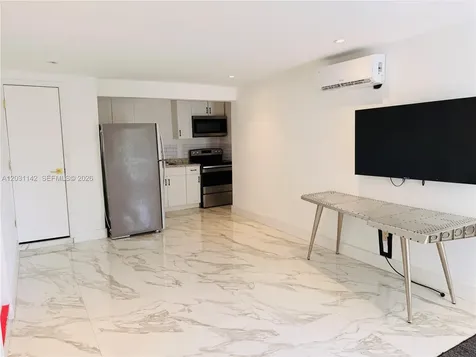 201 Calle Grande Drive Hollywood FL 33021
