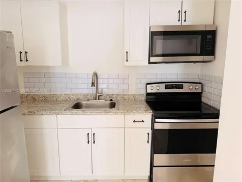 201 Calle Grande Drive Hollywood FL 33021