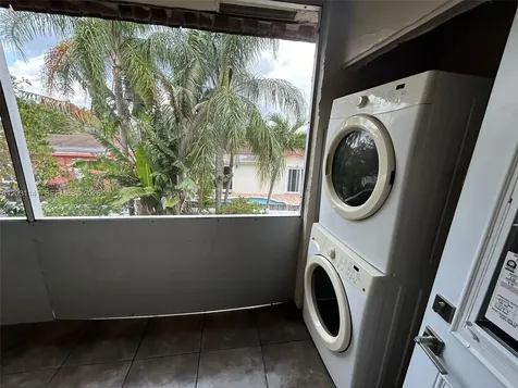 3777 NW 78th Avenue Davie FL 33024