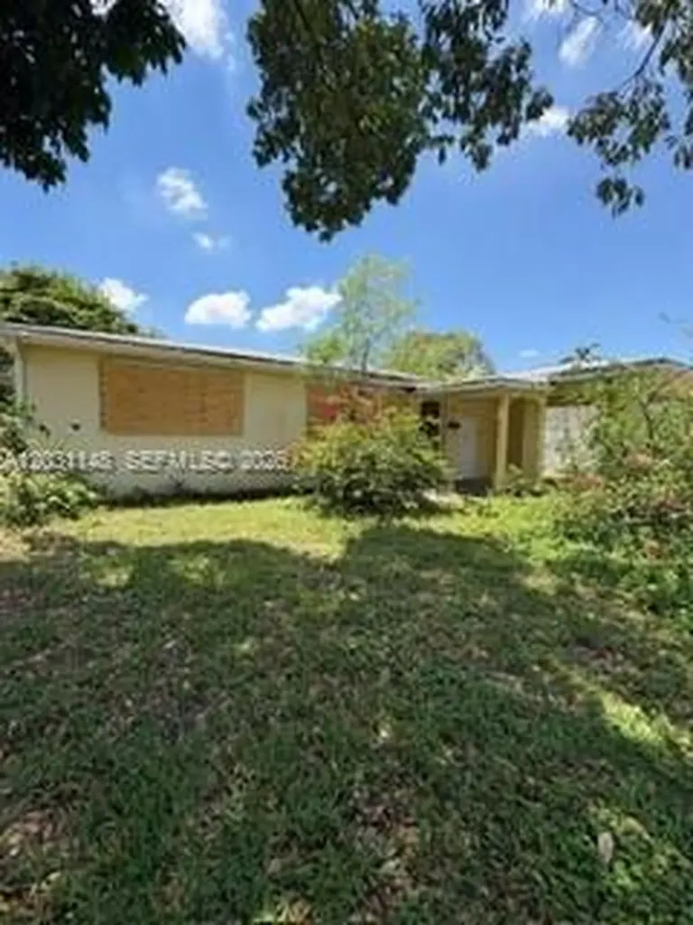 2824 SW 9th Street Fort Lauderdale FL 33312