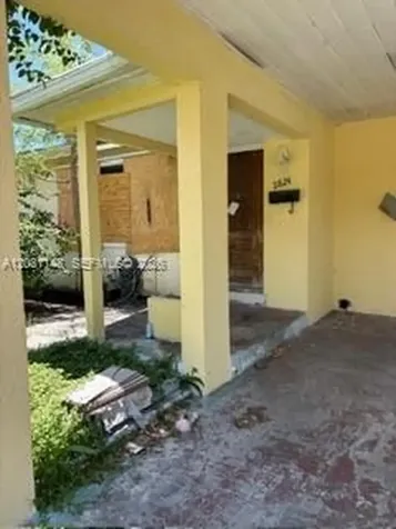2824 SW 9th Street Fort Lauderdale FL 33312