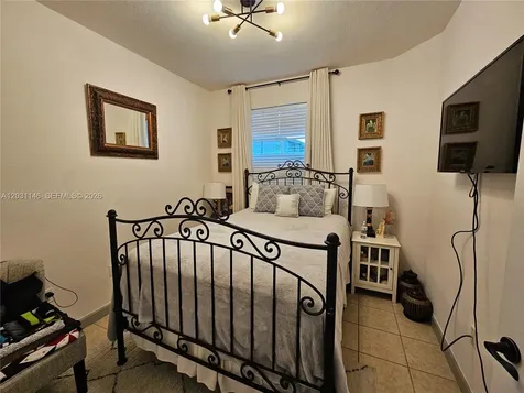 1661 SE 28th Street Homestead FL 33035