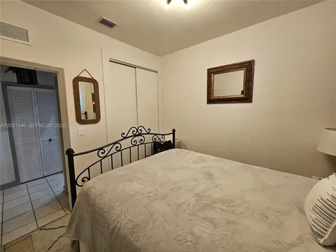 1661 SE 28th Street Homestead FL 33035