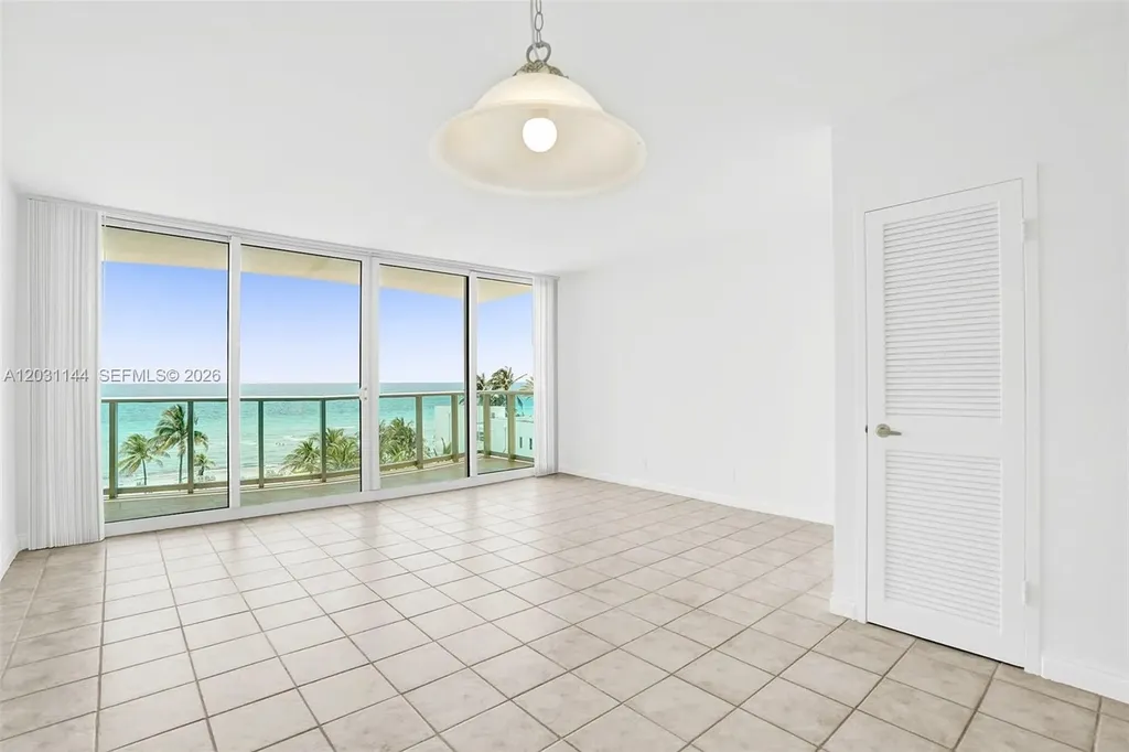 2501 S Ocean Drive Hollywood FL 33019