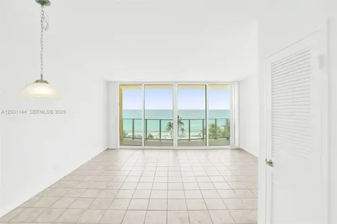 2501 S Ocean Drive Hollywood FL 33019