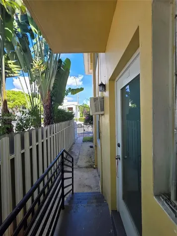 8024 Harding Avenue Miami Beach FL 33141