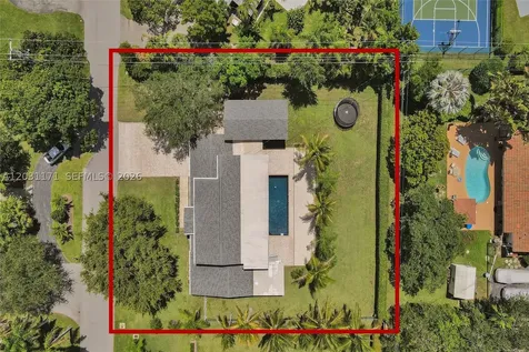 8320 SW 161st Street Palmetto Bay FL 33157